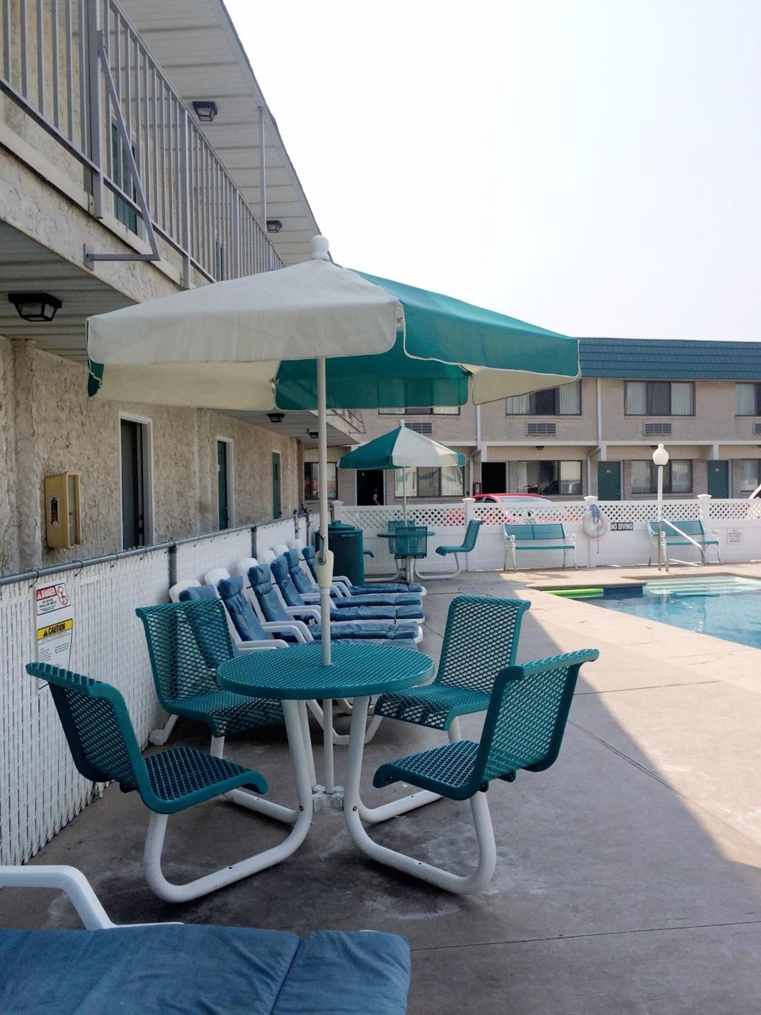 Sand Pebble Motor Lodge Point Pleasant Beach Exterior photo
